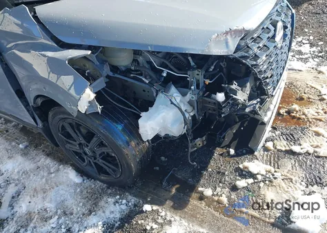 2023 Nissan Kicks Sr Xtronic Cvt z USA, uszkodzony, nr VIN 3N1CP5DV5PL468303